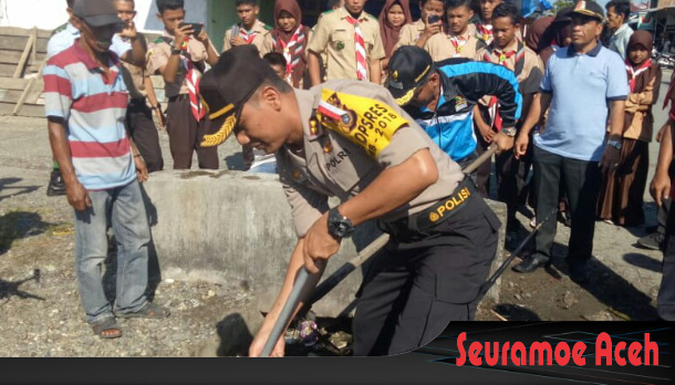 Di Nagan, HPSN 2019 di Isi Dengan Membersihkan Saluran Air