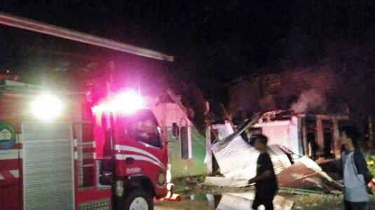 Gudang Pekerja Dosmer Maulana di Abdya Dilalap Sijago Merah