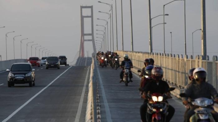 Bila Dihalangi ke Jakarta, Ulama Dan Habaib Madura Ancam Tutup Suramadu?