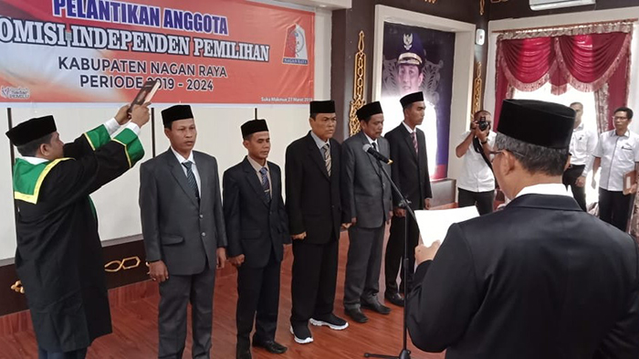 Lima Komisioner KIP Nagan Raya Dilantik, Ini Nama-Namanya